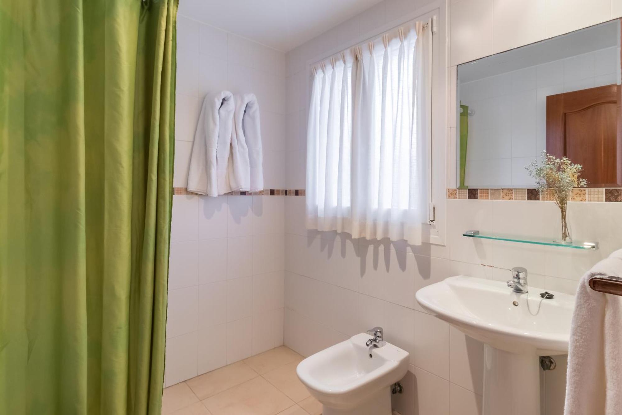 Apartamentos Silken Playa De Toro Llanes Εξωτερικό φωτογραφία