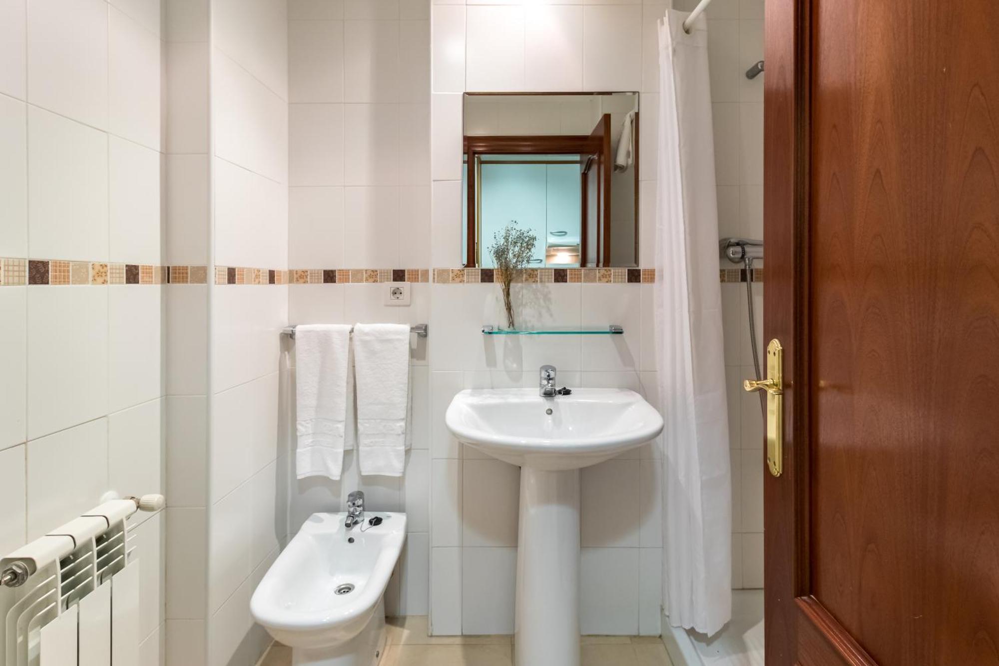 Apartamentos Silken Playa De Toro Llanes Εξωτερικό φωτογραφία